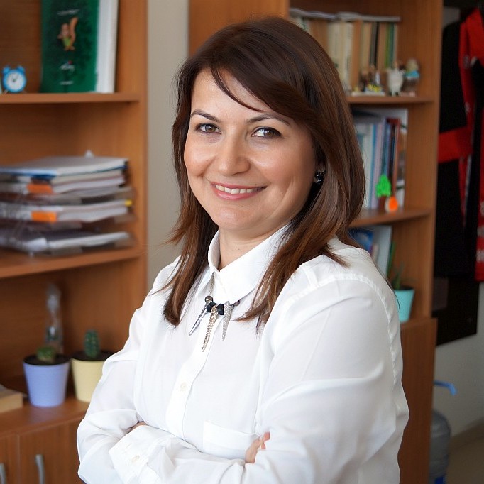 Doç. Dr. Ümmü KARAGÖZ İŞLEYEN