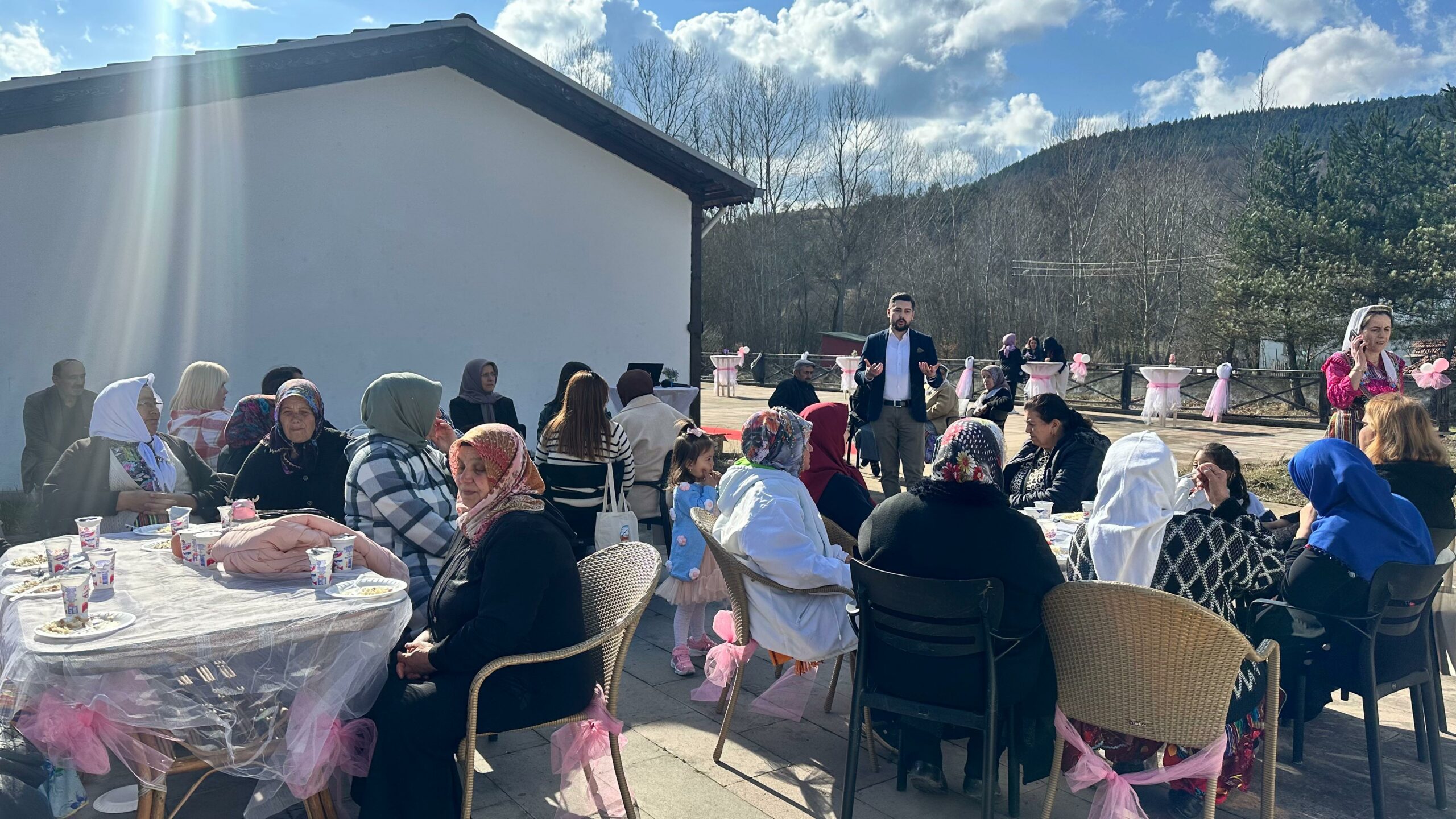 8 Mart Dünya Kadınlar Gününde Azdavay’da ‘Kadın Kooperatifleri İçin Girişimcilik ve Markalaşma Eğitimi’ Düzenlendi